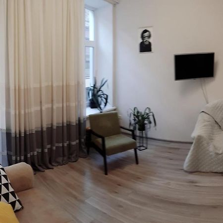 Apartment - Heart Of Odessa Buitenkant foto